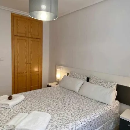 Apartment Acogedor A 200 M De La Playa